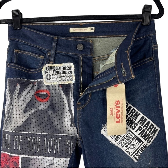 LEVI'S SLIMMING STRAIGHT HIGH RISE CUSTOMIZED HARRY POTTER PATCH DARK DENIM JEAN - Picture 6 of 15